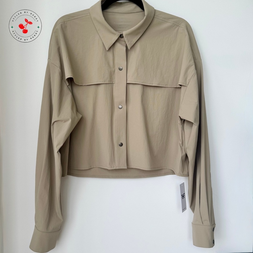 Heroine Sport Daja Jacket in Khaki NWT